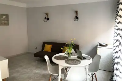 Image de Appartement à 90 mètres de la plage dans le centre
