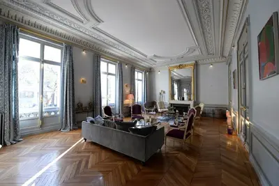 Image de Paris❤️Royal Wagram❤️ Champs-Elysees ❤️4/5 Bdr*6/12p*