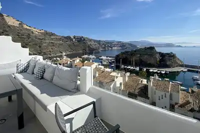 Image de Propriété de vacances de luxe avec un emplacement fantastique à Marina del Este Almuñecar.