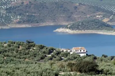 Image de Maison \/ villa - Iznajar