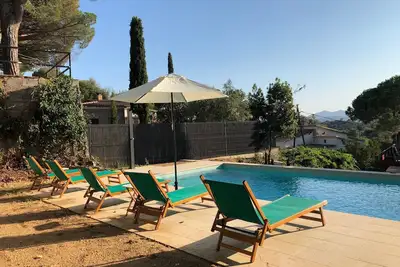 Image de Villa individuelle, jardin, 3 chambres, 110m2, piscine privée, plage 1400 m