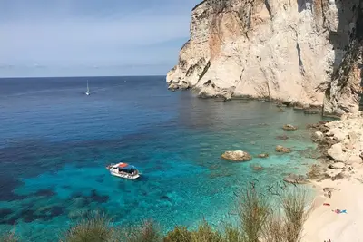 Image de Villa magnifique et paisible - piscine fabuleuse et promenade à la plage.