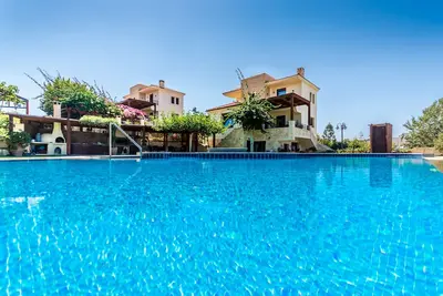 Image de ★ Villa Anna-Maria sur 3 niveaux avec piscine