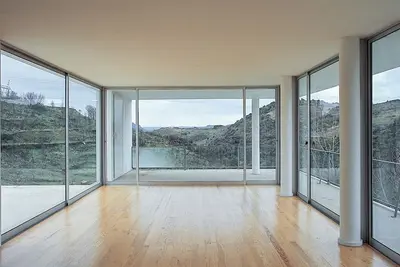 Image de Maison des Cristales, Parque do Douro Internacional