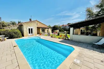 Image de Villa avec belle suite parentale et très beau jardin piscine