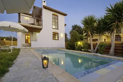 Image de Latchi Beach Villas - Villa 2 chambres - Superbes vues sur la mer - Piscine privée - Wifi