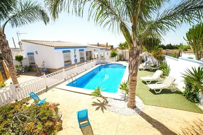 Image de Villa Avec Piscine PRIVÉE À Conil, Villa Bananera