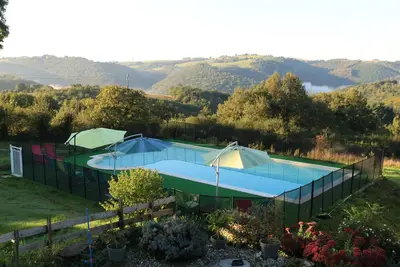 Image de Joli gîte familial avec piscine partagée