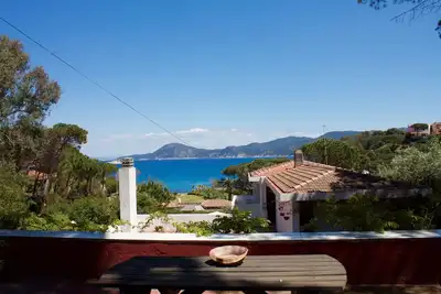 Appartement dans maison familiale à 50m de deux plages (Capobianco, Padulella)