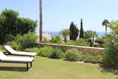 Image de Villa de 4 chambres avec de magnifiques vues mer et piscine privée Al 668/09 Al