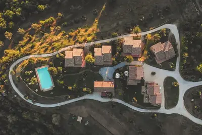 Image de Maison de vacances avec piscine panoramique entre l'Ombrie et la Toscane - 2/5 personnes