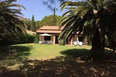 Image de last minute juillet appartement dans villa golfe de la mer de Baratti