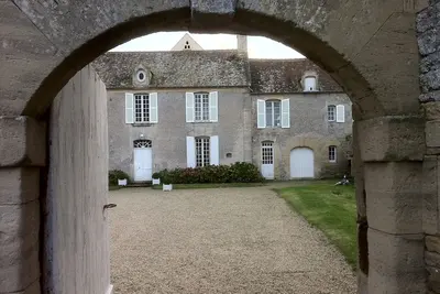 Image de Large family home, 2 kilometers from the sea. D-Day 1944 and Char à voile.