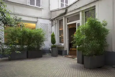 Image de Grande maison au coeur de Paris, comme un double appartement<br>