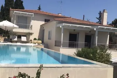 Image de Piscine Infinity Et Villa View Island