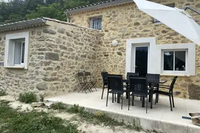 Image de pavillon en pierre naturelle