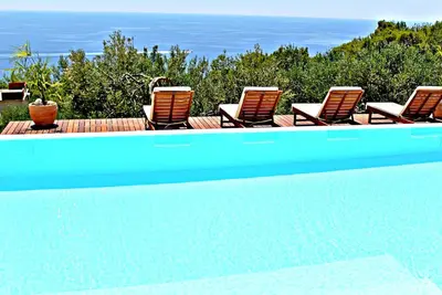 Image de Villa Lavender-confortable appartement d'une chambre avec des vues à couper le souffle