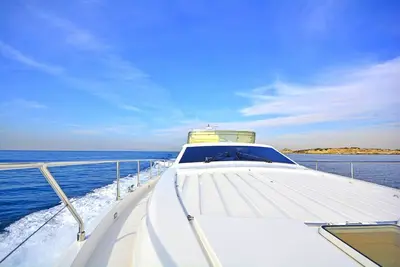 Image de Ferretti Yacht 19m, un hébergement de luxe avec Astypalea Vip Yachting