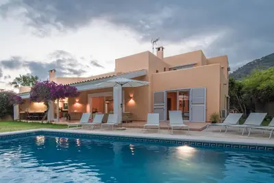 Image de Villa Aloe, avec piscine privée, vue sur la mer et wifi gratuit