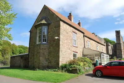 Image de Finchale Abbey, appartement situé au premier étage d'une ferme historique du XIe siècle.