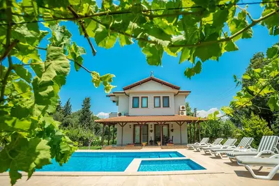 Image de Villa Erdem Luxury 4 chambres piscine privée et jardin