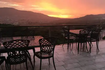 Image de Hou la la! Belle grande villa de luxe - idéale pour un grand groupe