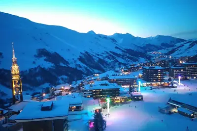 Image de Decat Menuires 10 personnes Croisette  Pied des pistes 4 pièces 72 m²