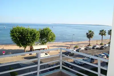 Image de Golfe Juan F2 neuf en Front De Mer