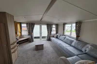 Image de Belle caravane située sur un fantastique parc de caravanes pour 6 personnes