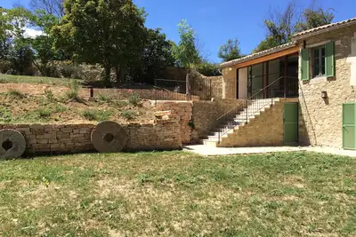 Image de Mas provençal dans le Gard (sud de l'Ardèche et portes de Provence)