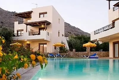 Image de Complexe de villas avec vue sur la mer et piscine partagée - Villa Supérieure