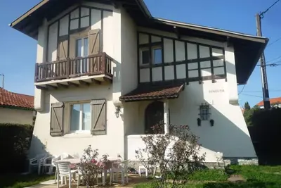 Image de Maison basque avec jardin