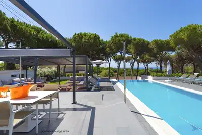 Image de Villa Siempredomingo située à 300 m de la plage pour plusieurs personnes\/groupes