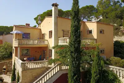 Casas-Buendia Elégant et spacieux appartement près de la piscine