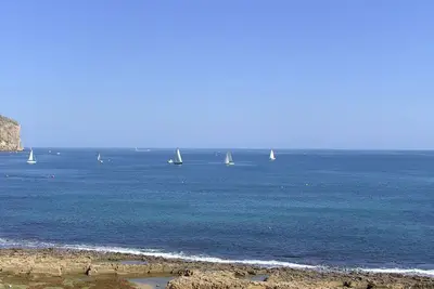 Grand appartement avec des vues spectaculaires sur la baie