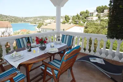 Image de Appartement pas. 1 dans un endroit calme avec une connexion Wi-Fi, la climatisation