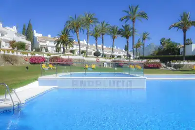 Image de Belle maison de jardin en Andalucia Garden Club, terrasses ensoleillées, Puerto Banus!