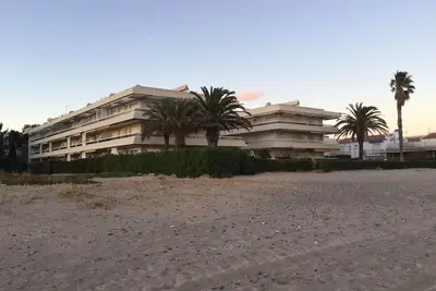 Image de Bel appartement au bord de la mer