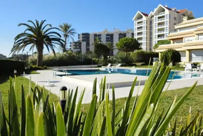Image de Appartement 1 chambre dans un condo privé avec des piscines pour adultes / enfants Cascais peut accueillir 2/3
