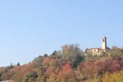Image de Maison de campagne Ă la campagne dans les collines de Monferrine