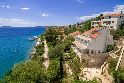 Image de Maison de vacances confortable Duje à seulement 25 m de la mer