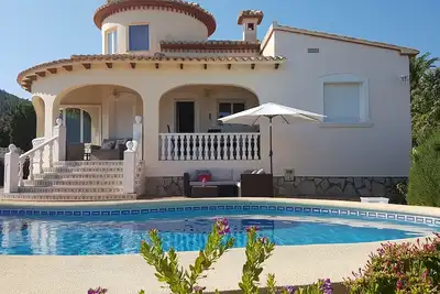 Image de Villa Avec Piscine Privee Vue Exceptionnelle Sur Mer Et Montagne