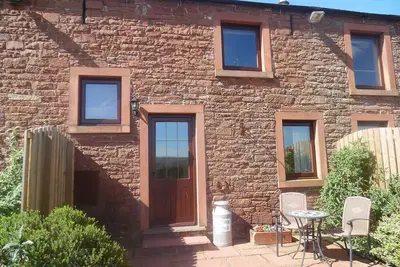 Image de Horseshoe Cottage - Télévision Sky maintenant disponible