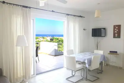 Image de Sea & Mountainview Penthouse avec terrasse sur le toit