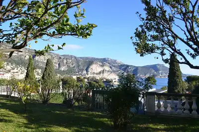Image de Maison Calme - Vue Epoustouflante Ă 300 M de la Mer