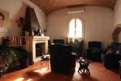 Image de Situé dans une vaste propriété. Nous sommes des vignerons