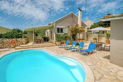 Image de Loggos Private Pool Cottage \/ Misoula
