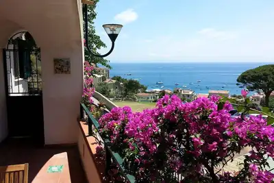 Image de Maison Bouganville sur la côte amalfitaine