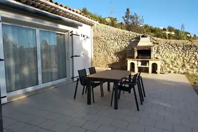 Image de Istres : T2 (1) meublé dans villa au coeur de la provence