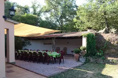 Image de Finca avec de superbes vues préparées pour 20 sièges